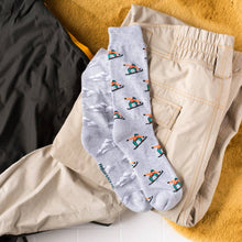 Load image into Gallery viewer, Mountain & Snowboarder | Unisex | Mismatched | Winter: Men's 7 - 12