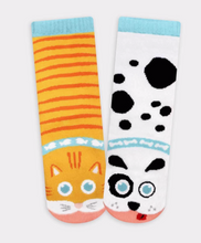 Load image into Gallery viewer, Dog & Cat | Kid Socks| Pals Fun Mismatched Socks